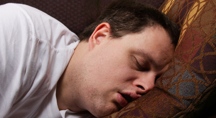 دراسة جديدة: الشخير أثناء النوم قد يكون إنذارا مبكرا لمرض خطير