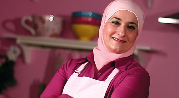 فيديو منال العالم بدون حجاب يثير حالة من الجدل على مواقع التواصل!