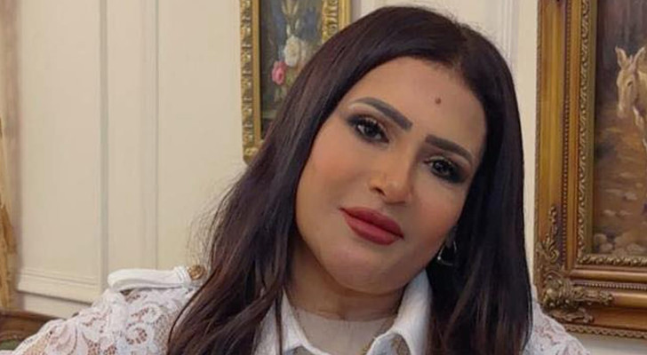 إحالة بدرية طلبة للتحقيق بسبب ردها غير اللائق على تعليق وصفها بـ "المشخصاتية"