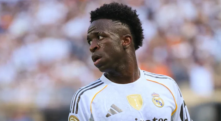 ريال مدريد يرفض طلب فينيسيوس والأخير مهدد بالرحيل!