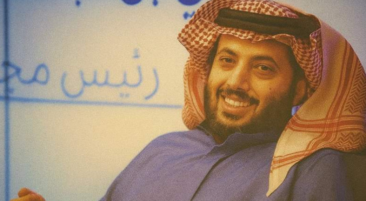 تركي آل الشيخ يتدخل في أزمة مقاطعة "شاورمر" ويطالب بإنصاف الموظف المفصول والمطعم يرد!