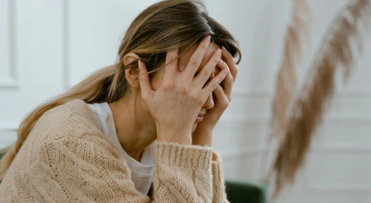 امرأة تبلغ من العمر 24 عاما تفقد القدرة على التحدث بلغة كانت تتقنها بطلاقة!