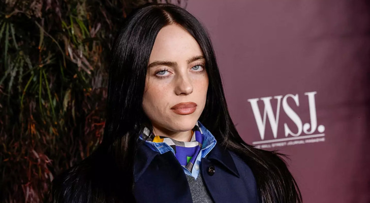 "ليش عندكم كل هالفلوس؟!".. بيلي آيليش تهاجم المليارديرات في حفل فاخر!