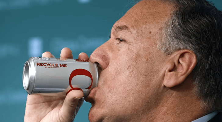 "خدعة مشروبات الدايت!".. طبيب مخضرم يتحدث عن خطورة المشروبات الخالية من السكر!