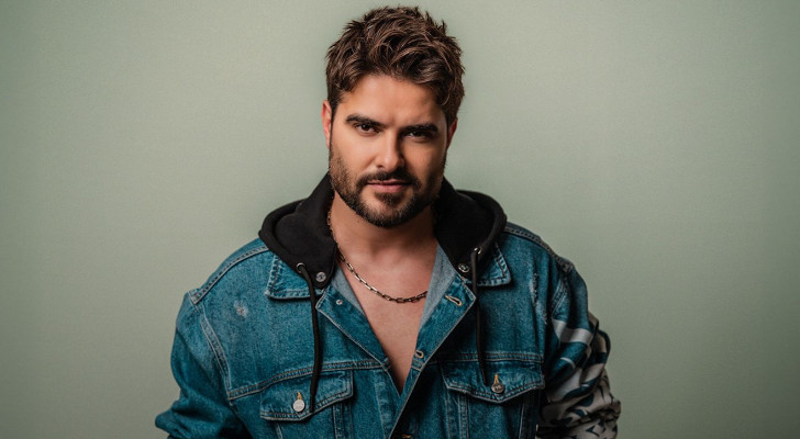 "يا دنيا".. ناصيف زيتون يقدم أغنية غزلية بالنوع الماردلي