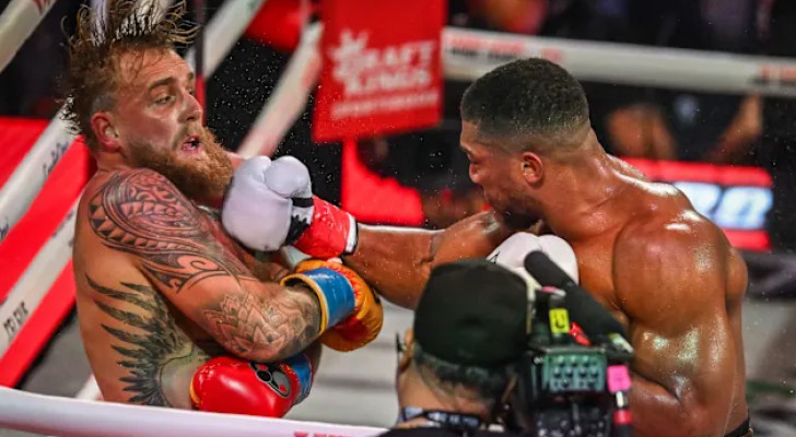 "لم أكن جاهزا بدنيا!".. جيك بول يتحجج بعد الهزيمة من جوشوا