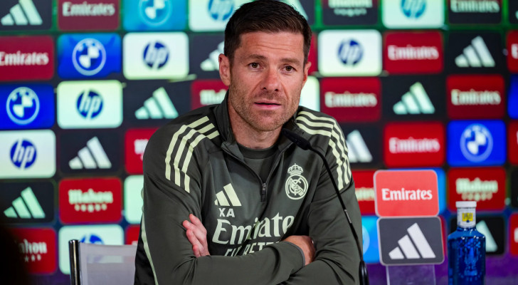 هل طلب الرحيل؟ كواليس وأسباب إقالة ريال مدريد لمدربهم تشابي ألونسو