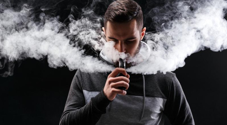 محاكاة مخيفة تكشف ما يحدث للجسم بعد 40 يوما من تدخين الفيب!
