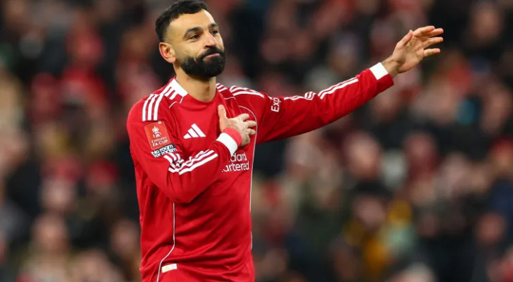 "لا زال لديه الكثير!".. حساب شهير على "إكس" يدافع عن محمد صلاح بقوة