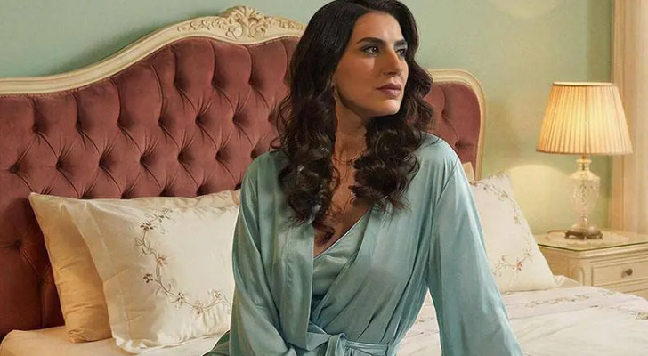 فرح نخول تحول تيتر مسلسل "لوبي الغرام" والذي أدته بصوتها الى رسالة مؤثرة للبنان