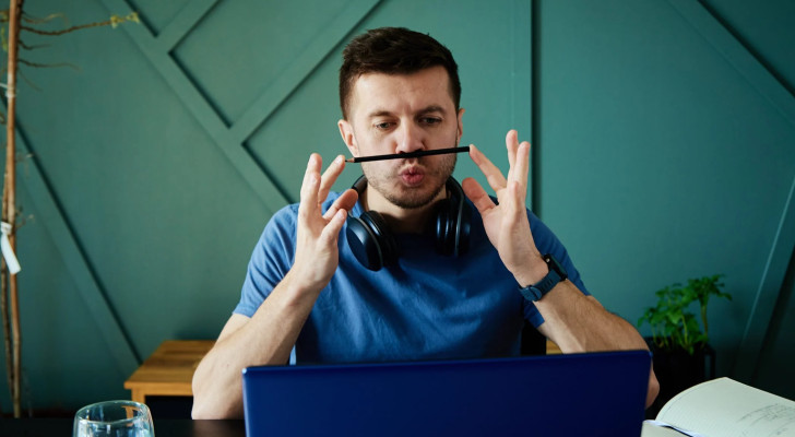 "تحدي الصمت" يجتاح جيل زد.. الجلوس دون أي شيء يتحول إلى اختبار صعب للتركيز!