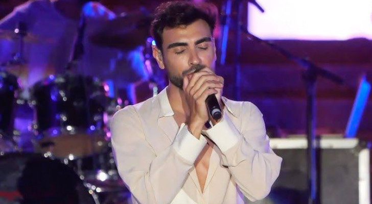 أنطوني أدونيس يفتتح برنامج "مش مسرحية" لجو معلوف برسالة مؤثرة