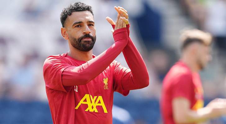 "الحرب قد تؤثر على انتقاله!".. مدير ليفربول السابق يكشف تفاصيل صادمة حول رحيل محمد صلاح