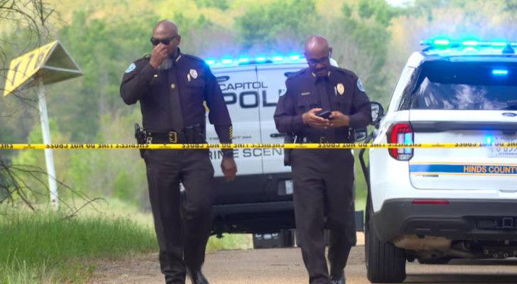 وفاة رجل صعقا حاول سرقة أسلاك الكهرباء!