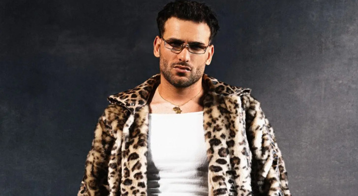 طليقة مسلم: "ابنك لا يعرفك!".. والمطرب يرد بمستند رسمي