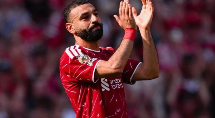 دموع وهتافات وبصمة أخيرة.. محمد صلاح يودع ليفربول في ليلة تاريخية بـ "أنفيلد"