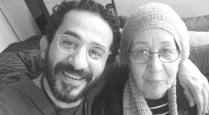 وفاة والدة أحمد حلمي.. ورغبة قديمة ظل يحترمها رغم تعلقه بها