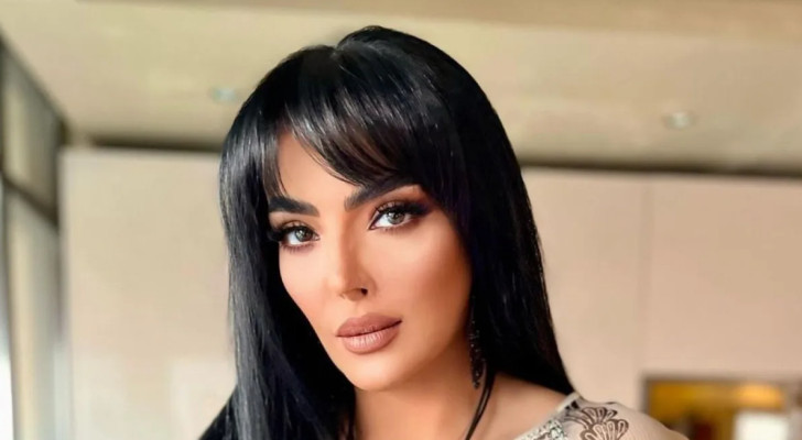 حورية فرغلي تستغيث بالأمن المصري بعد محاولة اقتحام منزلها- فيديو