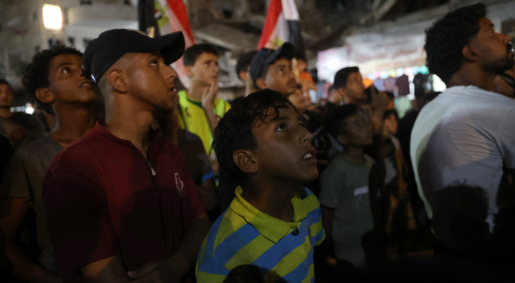 من قلب الحرب.. غزة تتابع المونديال وتتمسك بالحياة بشموخ وصمود