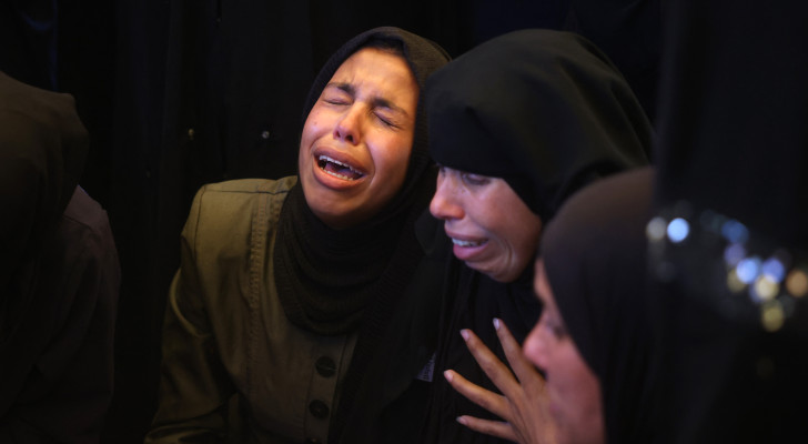 غزة تنزف بصمت.. الجوع والخيام والجنازات ترسم ملامح المأساة
