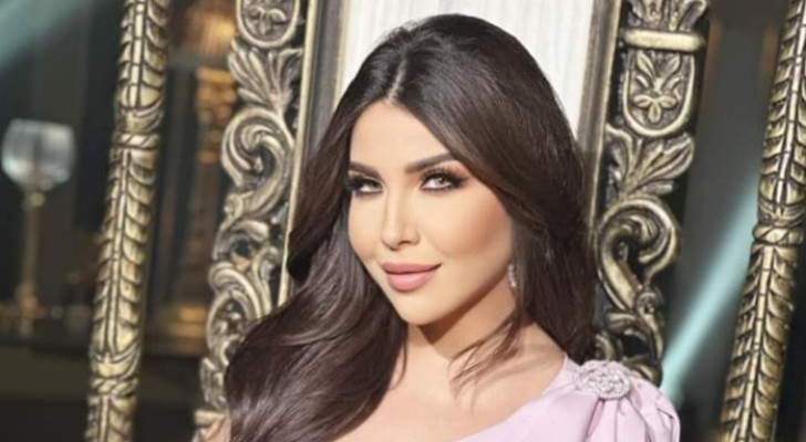 أميرة بدر تفاجئ جمهورها بإعلان انفصالها