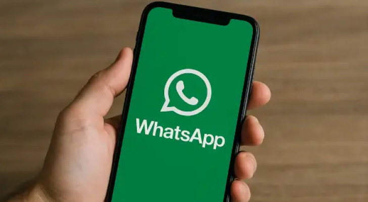 "واتساب" يطلق ميزة جديدة لمكالمات "آيفون"