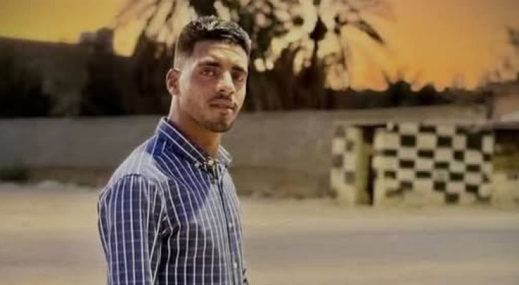 خرج ليكسب قوت يومه.. فعاد إلى أهله محمولا على الأكتاف