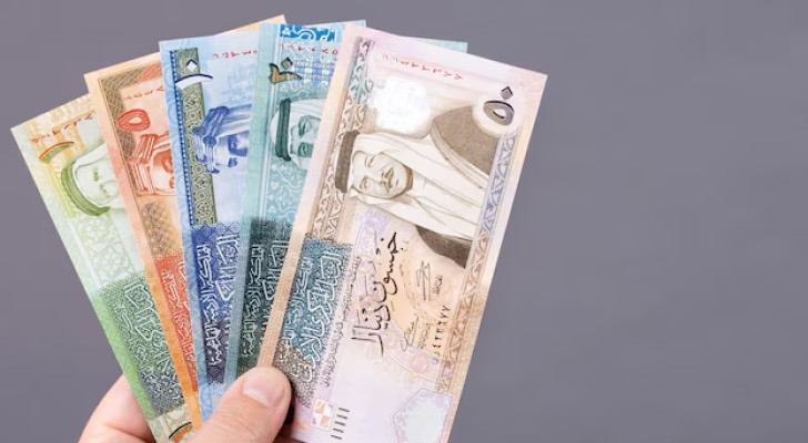 بدء استقبال طلبات القروض الشخصية لهذه الفئة الأحد