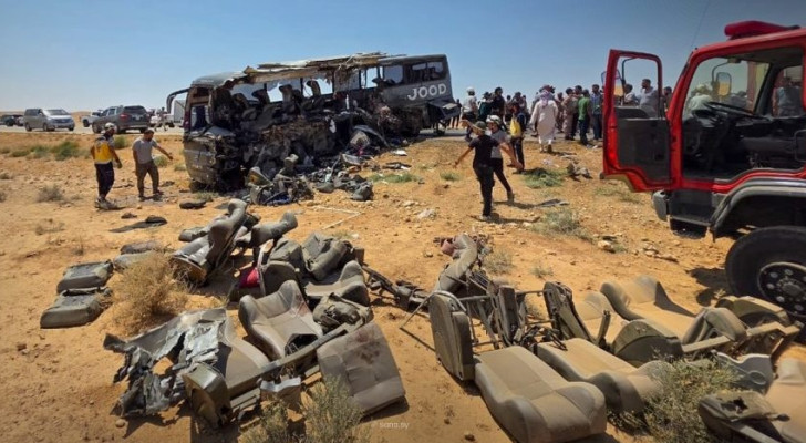“حادث دمشق دير الزور" يشغل اهتمام الإعلام العربي ويثير الحزن عبر مواقع التواصل