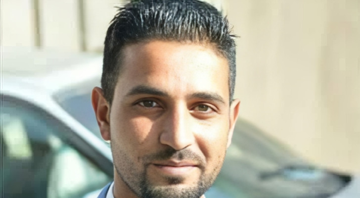 شاب يغادر الحياة فجرا.. وصورته تشعل موجة حزن واسعة