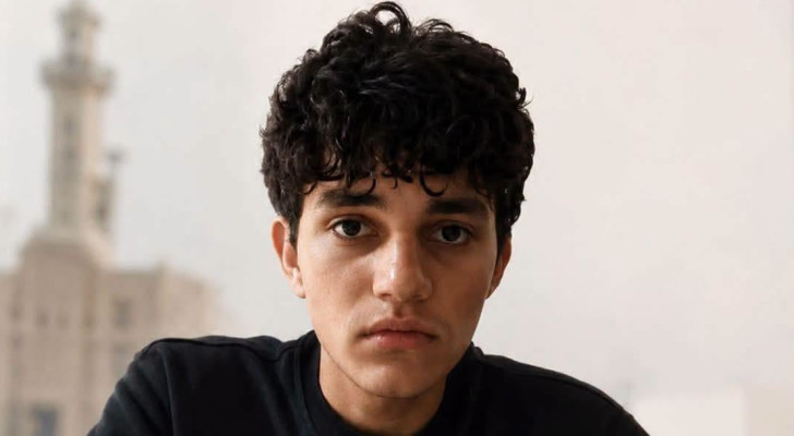 من مخيم العائدين.. محمد سامر السباعي يحصد "العلامة الكاملة" في سوريا