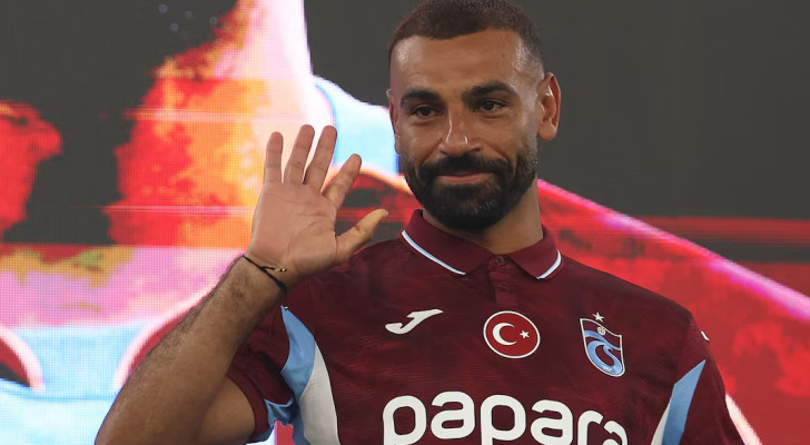 كم حصد طرابزون سبور خلال 3 أيام من ضم محمد صلاح؟