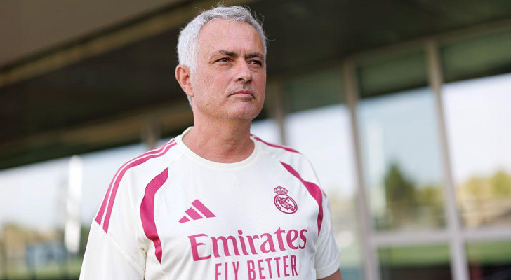 انتصارات دون أداء مقنع؟ مورينيو يكشف توقعاته لموسم ريال مدريد