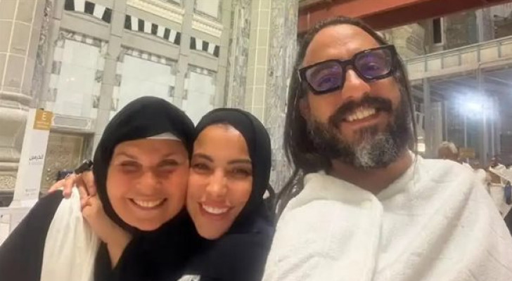 مروان يونس يوثق لحظات استثنائية في "أول عمرة"