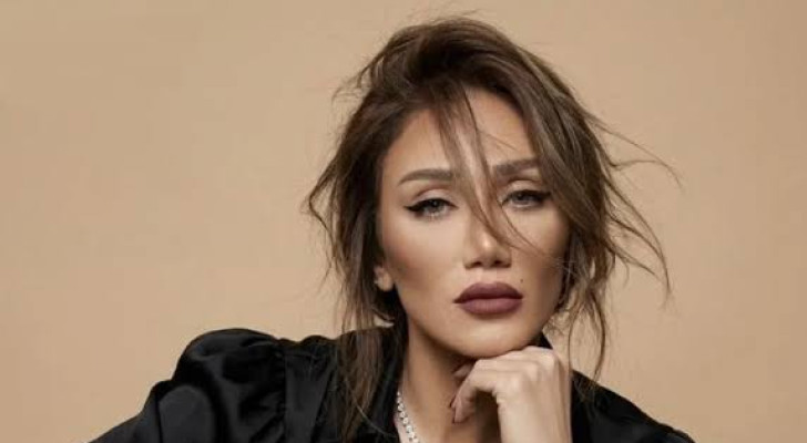 ريهام سعيد تنتقد أغاني مصطفى كامل في العلمين