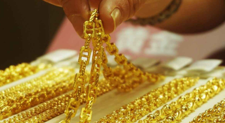الذهب يطرق أبواب الـ90 مجددا في الأردن الثلاثاء