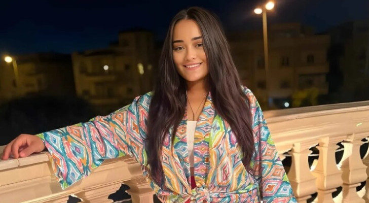 وعكة صحية تدخل راندا البحيري المستشفى.. ورسالة إلى جمهورها