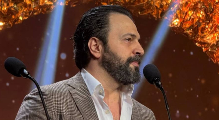 خطأ مراسلة مع تيم حسن يشعل مواقع التواصل(فيديو)