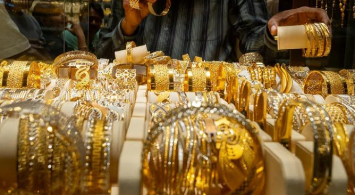 الذهب يتراجع في التسعيرة المسائية بالأردن الثلاثاء