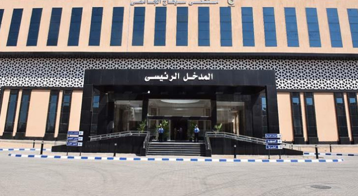 استئصال ورم دهني يزن 15 كيلوجراما من ظهر مريض بمصر