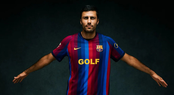 برشلونة يكشف عن قميص خاص لمباراة الكلاسيكو