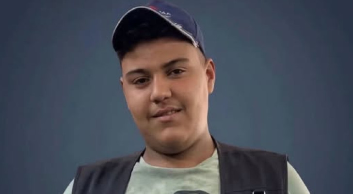 بعمر الزهور.. خـرج للعمل فتلقفه الموت خلال عمله في عمــان