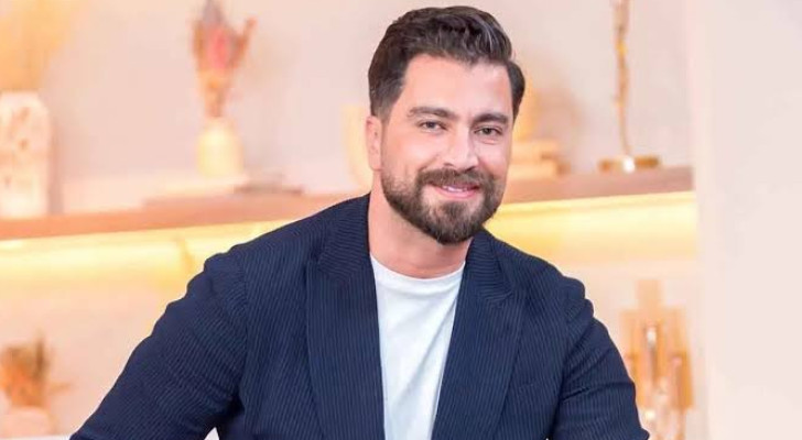 "بسبب جمالي".. معتصم النهار يفاجئ جمهوره باعتراف جريء